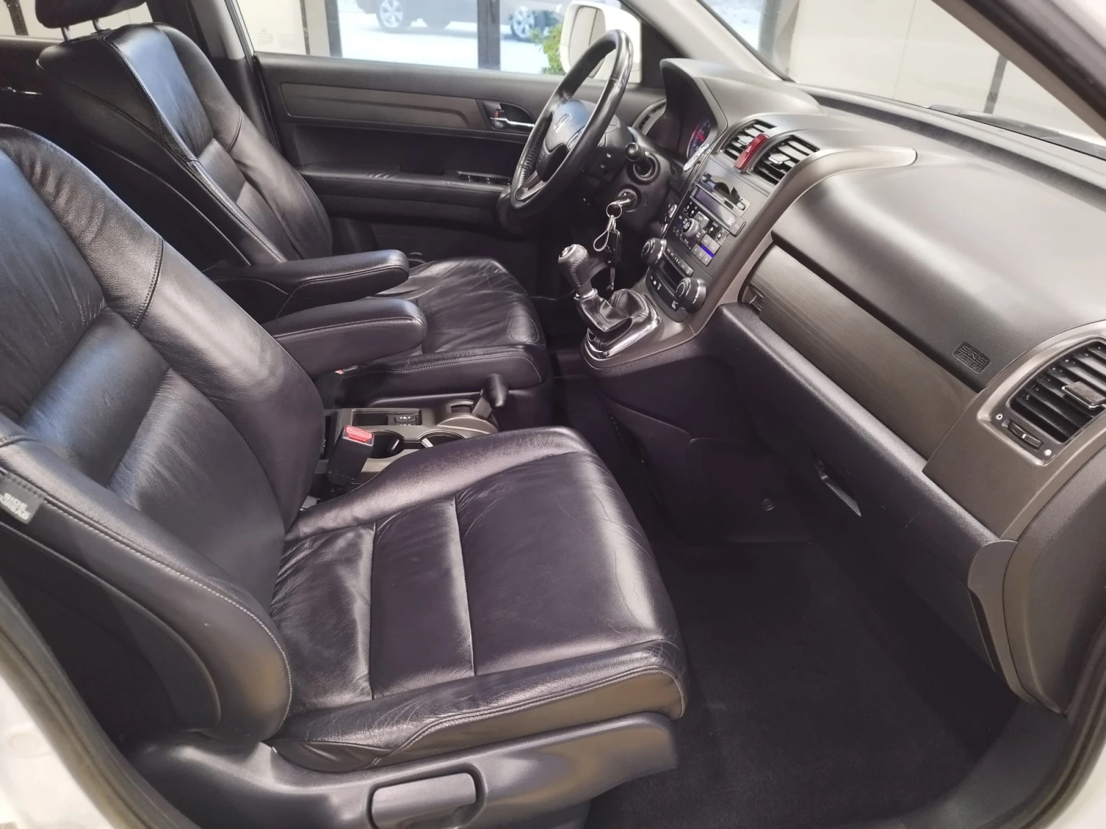 Honda Cr-v 2.2 i-DTEC ADVANCE 4x4 - изображение 10