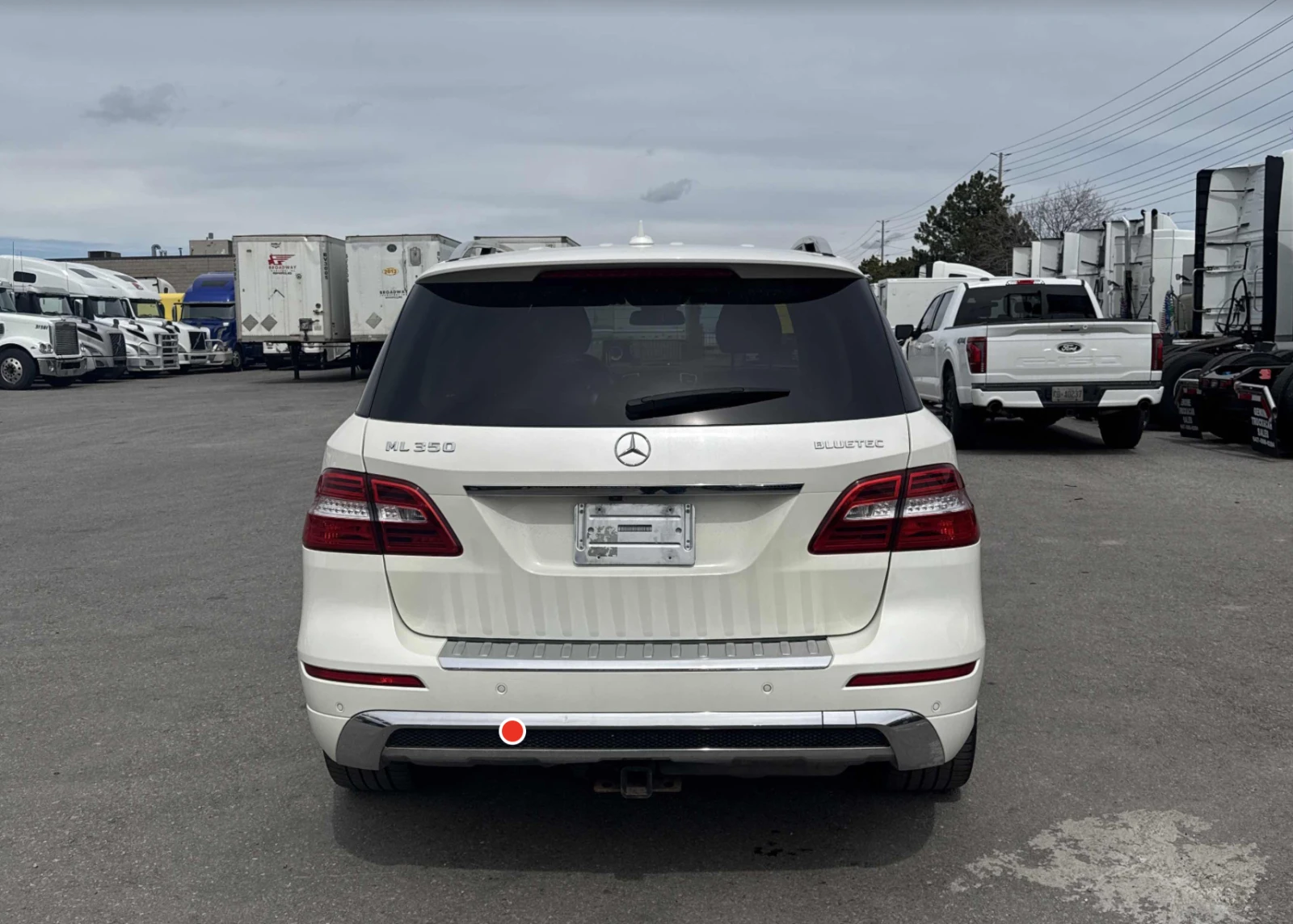 Mercedes-Benz ML 350 BLUeTEC* AMG PACK* PANO* KEYLESS* ПОДГРЕВ* , снимка 4 - Автомобили и джипове - 54197612