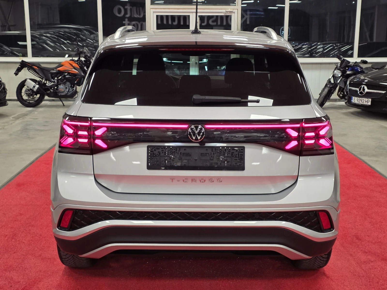 VW T-Cross R | 1.5TSI | DSG7 | IQ Light , снимка 5 - Автомобили и джипове - 54208914