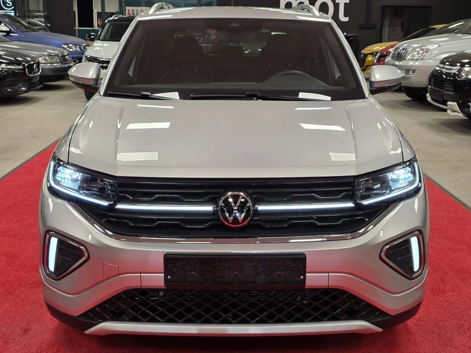 VW T-Cross R | 1.5TSI | DSG7 | IQ Light , снимка 2 - Автомобили и джипове - 54208914