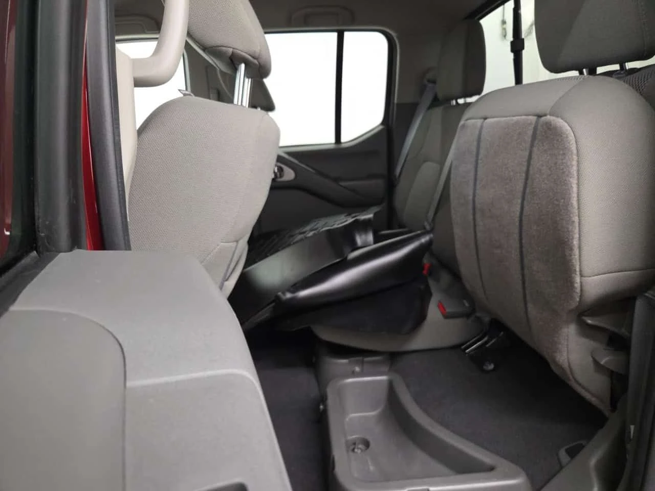Nissan Frontier SV| ЗАДНА КАМЕРА| 2 КЛЮЧА| CARFAX, снимка 12 - Автомобили и джипове - 54838606