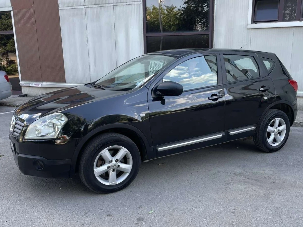 Nissan Qashqai 1.5 dCi, снимка 9 - Автомобили и джипове - 55294016