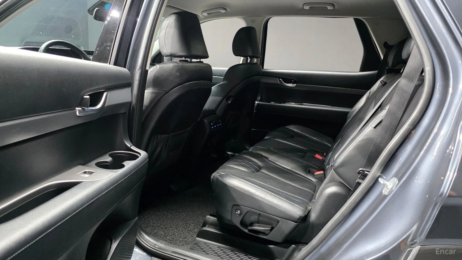 Hyundai Palisade ПАМЕТ* КАМЕРА* ОБДУХВАНЕ* ДИСТРОНИК* СЛЕД НА ЛЕНТИ, снимка 12 - Автомобили и джипове - 55441873