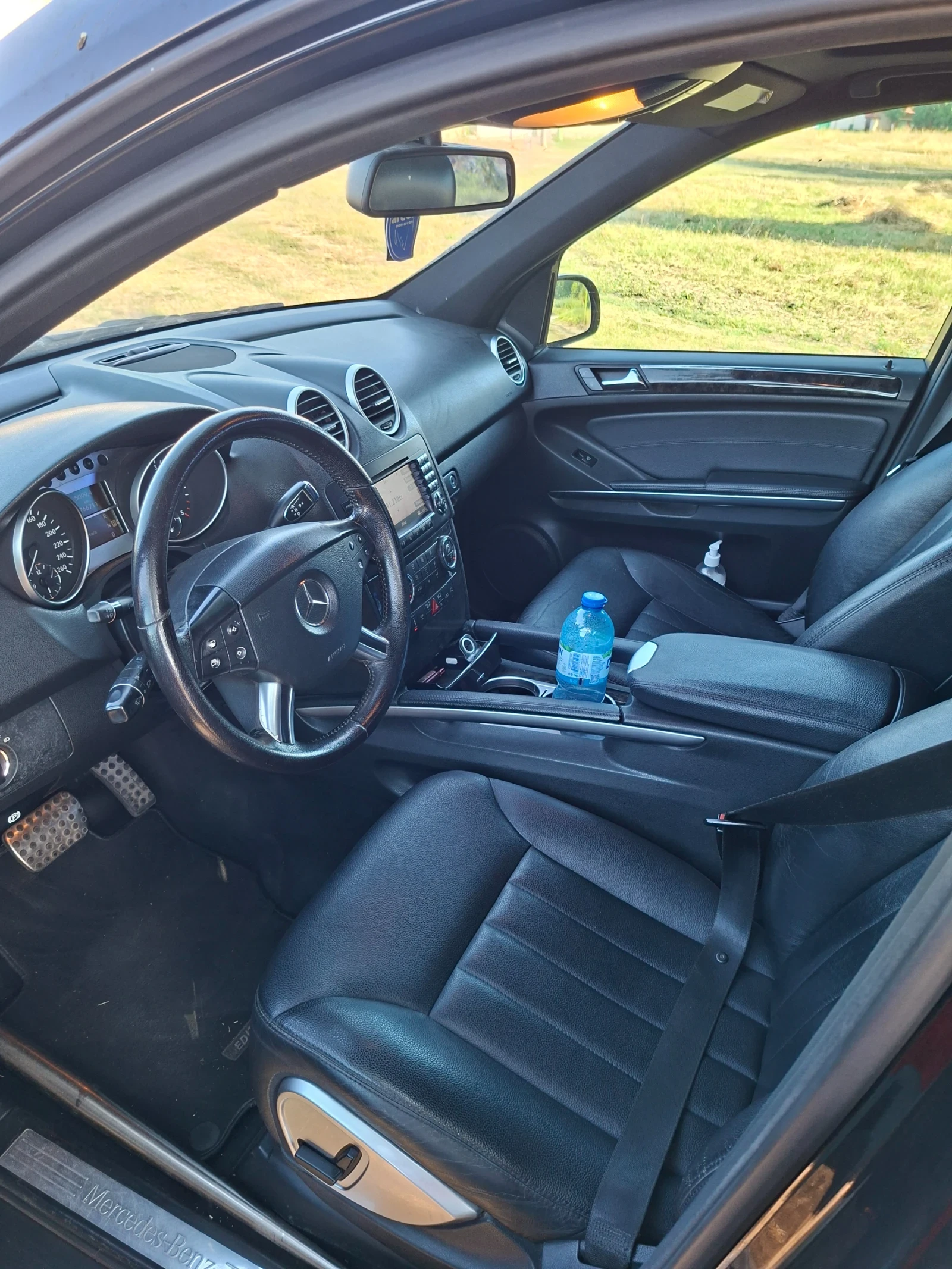 Mercedes-Benz ML 320, снимка 8 - Автомобили и джипове - 55658455