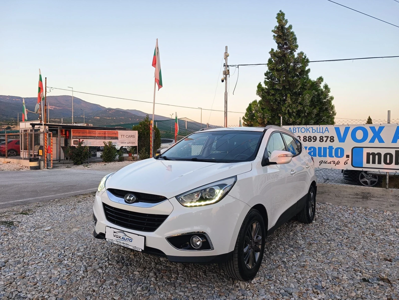 Hyundai IX35 1.7 куб. ТОП СЪСТОЯНИЕ , снимка 2 - Автомобили и джипове - 55746235