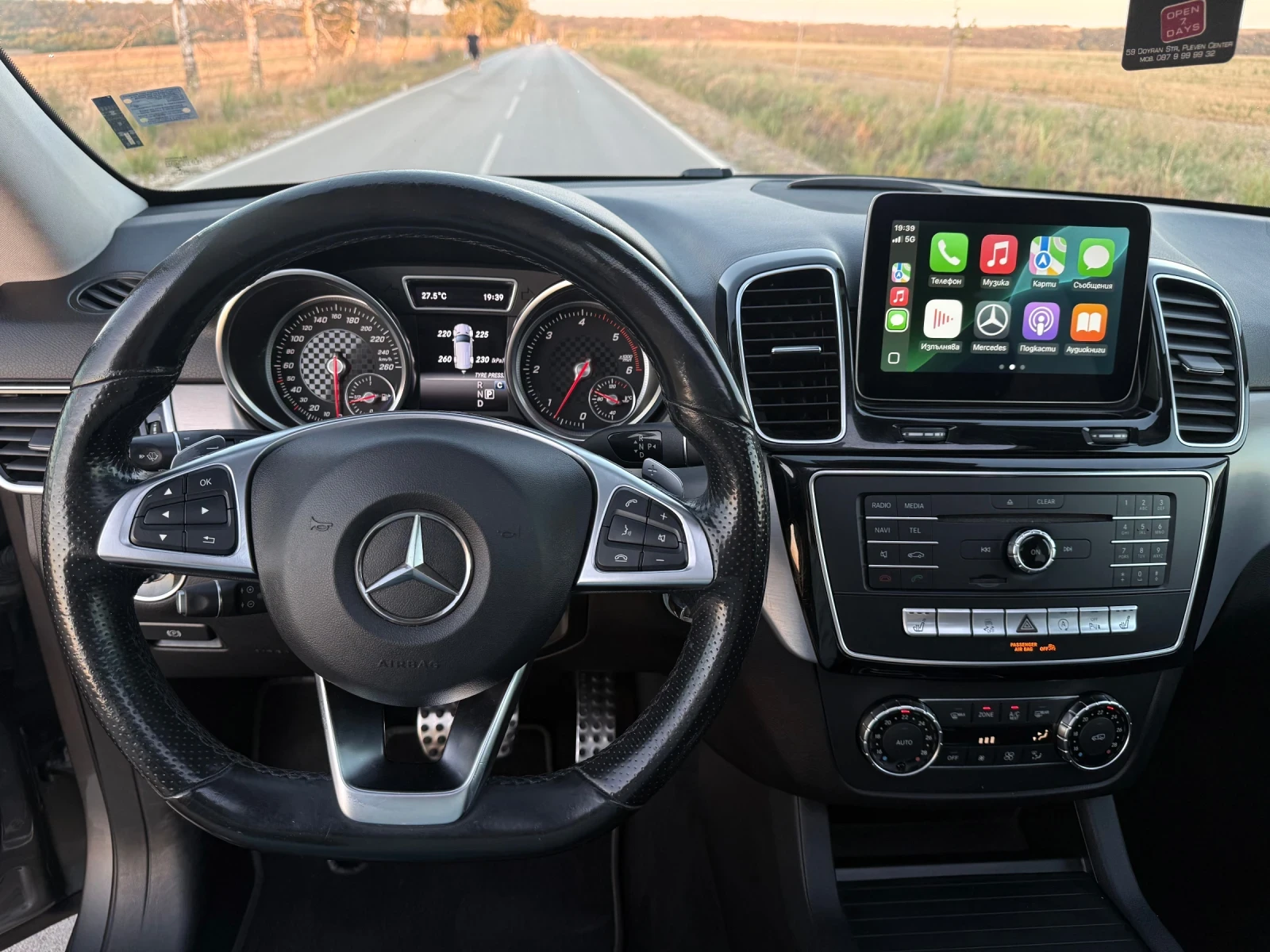 Mercedes-Benz GLE 350 * AMG * Pano , снимка 10 - Автомобили и джипове - 55972683
