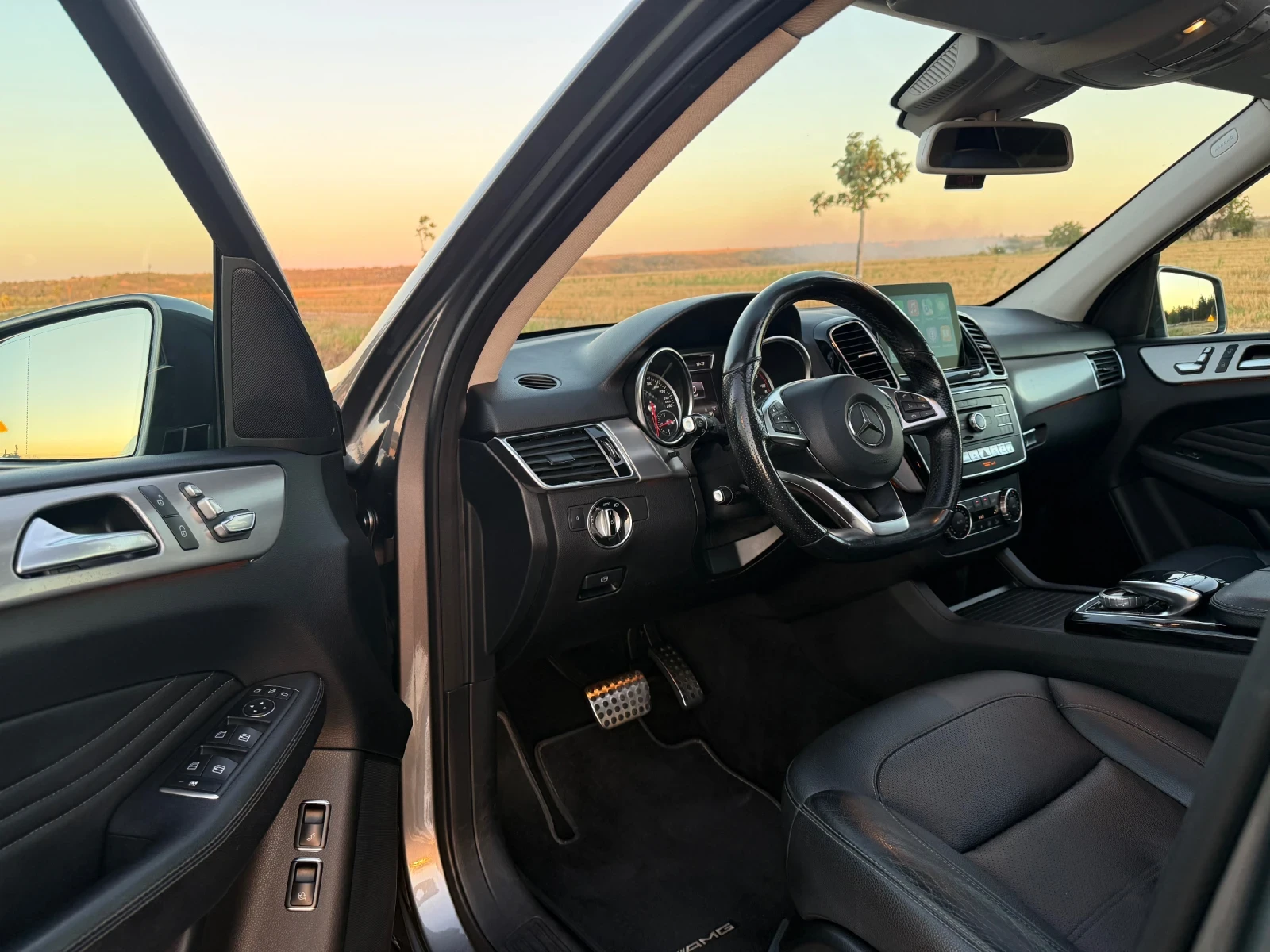 Mercedes-Benz GLE 350 * AMG * Pano , снимка 6 - Автомобили и джипове - 55972683