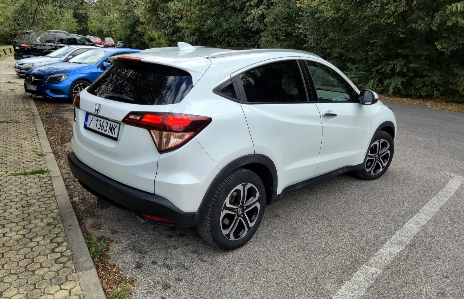 Honda Hr-v 1.6 i-DTEC EXECUTIVE, снимка 3 - Автомобили и джипове - 56185361