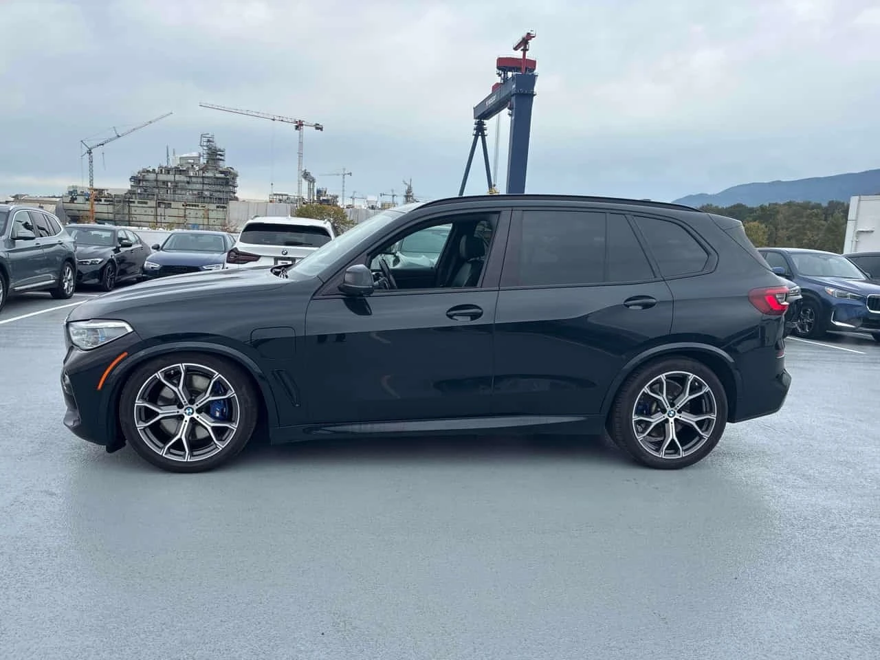 BMW X5 * xDrive45e * АВТОКРЕДИТ БЕЗ ПЪРВОНАЧАЛНА ВНОСКА* , снимка 2 - Автомобили и джипове - 56231078