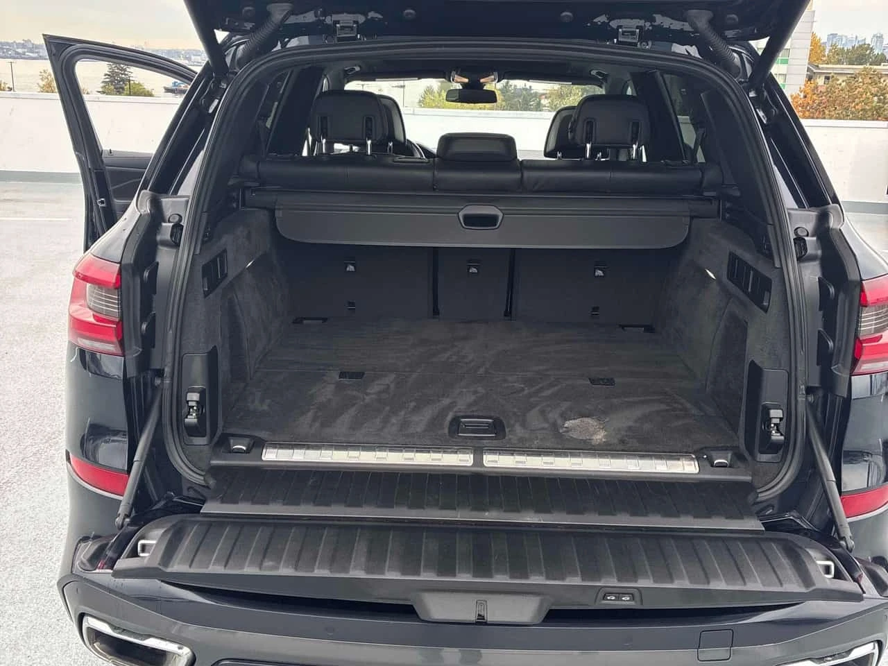 BMW X5 * xDrive45e * АВТОКРЕДИТ БЕЗ ПЪРВОНАЧАЛНА ВНОСКА* , снимка 13 - Автомобили и джипове - 56231078