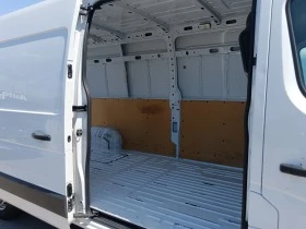 Renault Master 2.3d H3 L3, снимка 11