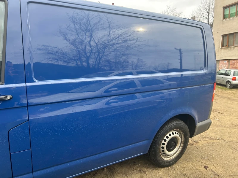 VW T5 1.9 TDI, снимка 10 - Бусове и автобуси - 48513302