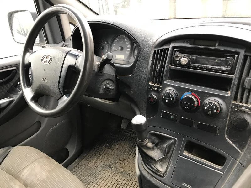 Hyundai H H1 2.5 170 k.c., снимка 4 - Бусове и автобуси - 54354870