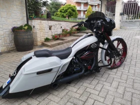     Harley-Davidson Street Street Glide