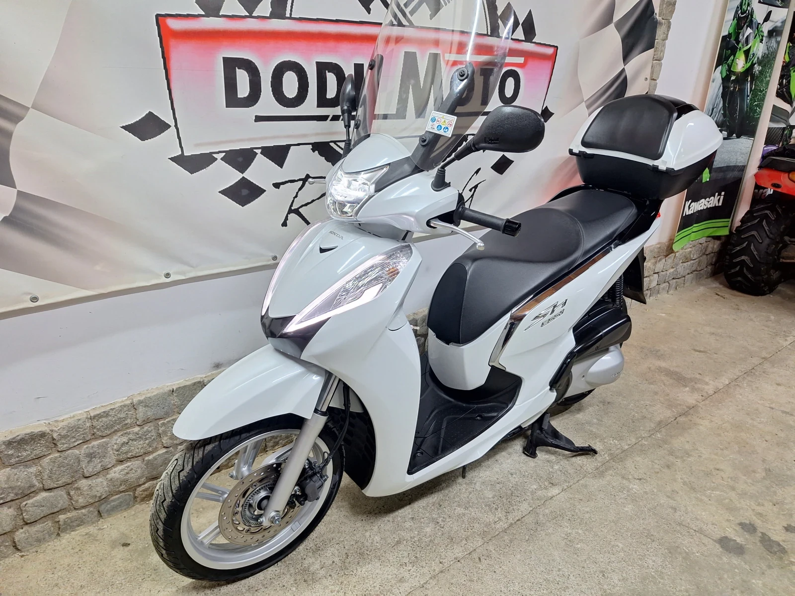 Honda Sh 300i / Full LED / ABS / 2 броя. - изображение 2