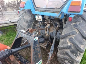 Трактор Болгар T8010 4х4, снимка 9