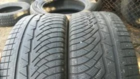 Гуми Зимни 235/45R18, снимка 1