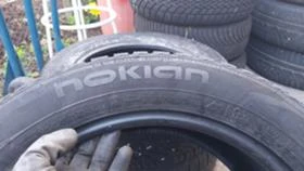 Гуми Зимни 235/50R17, снимка 5
