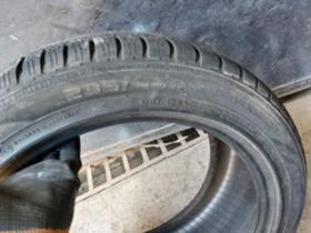 Гуми Зимни 235/45R17, снимка 7