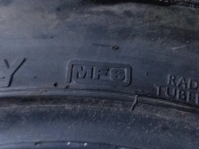 Гуми Летни 235/50R16, снимка 2 - Гуми и джанти - 20270354