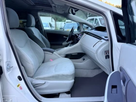Toyota Prius СОЛАР* HEAD-UP* ГАЗ* AndroidAuto/CarPlay* РЕГИСТРИ, снимка 8