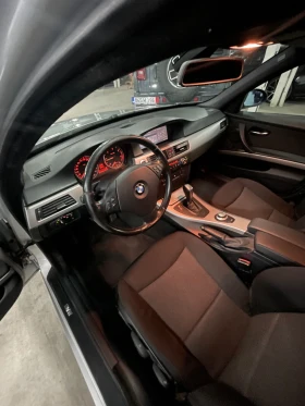 BMW 320 D/Парктр/Автомат/Завиващи фарове/ОБСЛУЖЕНА, снимка 16
