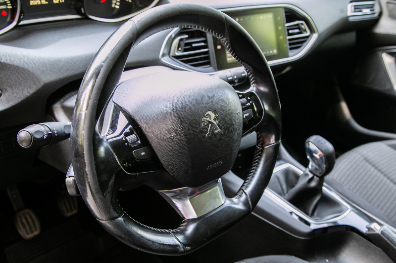 Peugeot 308 1.6, снимка 11 - Автомобили и джипове - 39885727