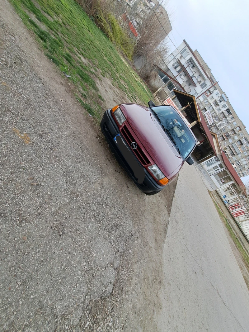 Opel Astra 1.6i, снимка 7 - Автомобили и джипове - 46681816