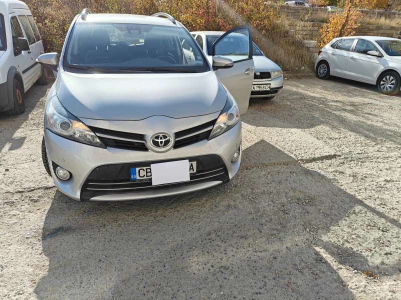 Toyota Verso, снимка 1 - Автомобили и джипове - 47802427