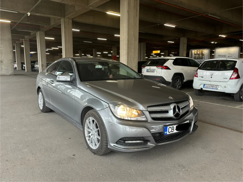 Mercedes-Benz C 220, снимка 1 - Автомобили и джипове - 47826727