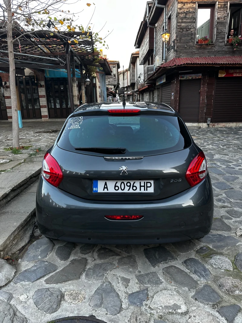 Peugeot 208 1.2, снимка 7 - Автомобили и джипове - 48444097