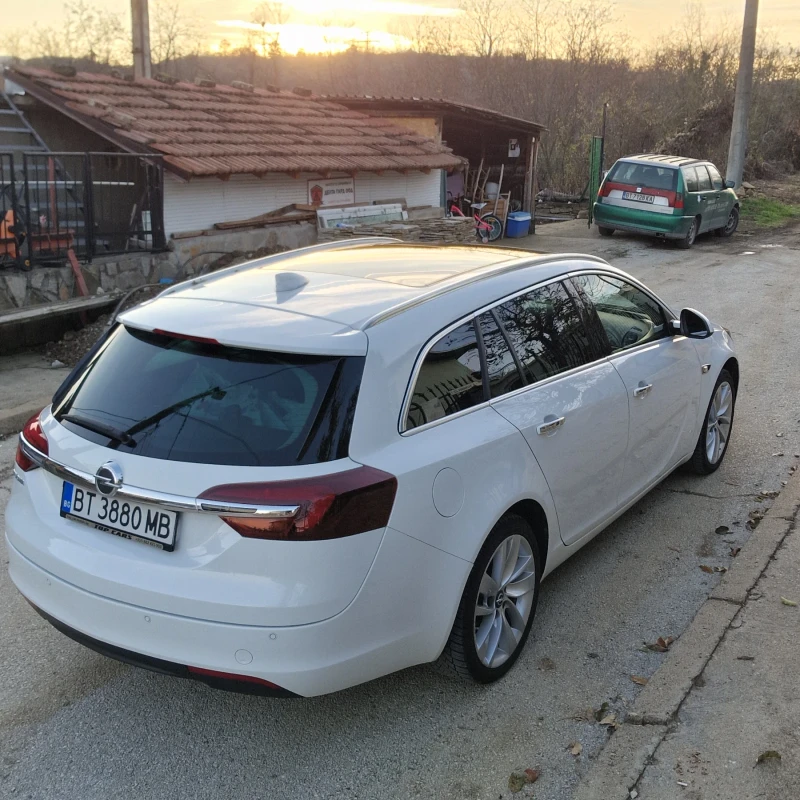 Opel Insignia 1.6 cdti 136hp, снимка 4 - Автомобили и джипове - 48014098