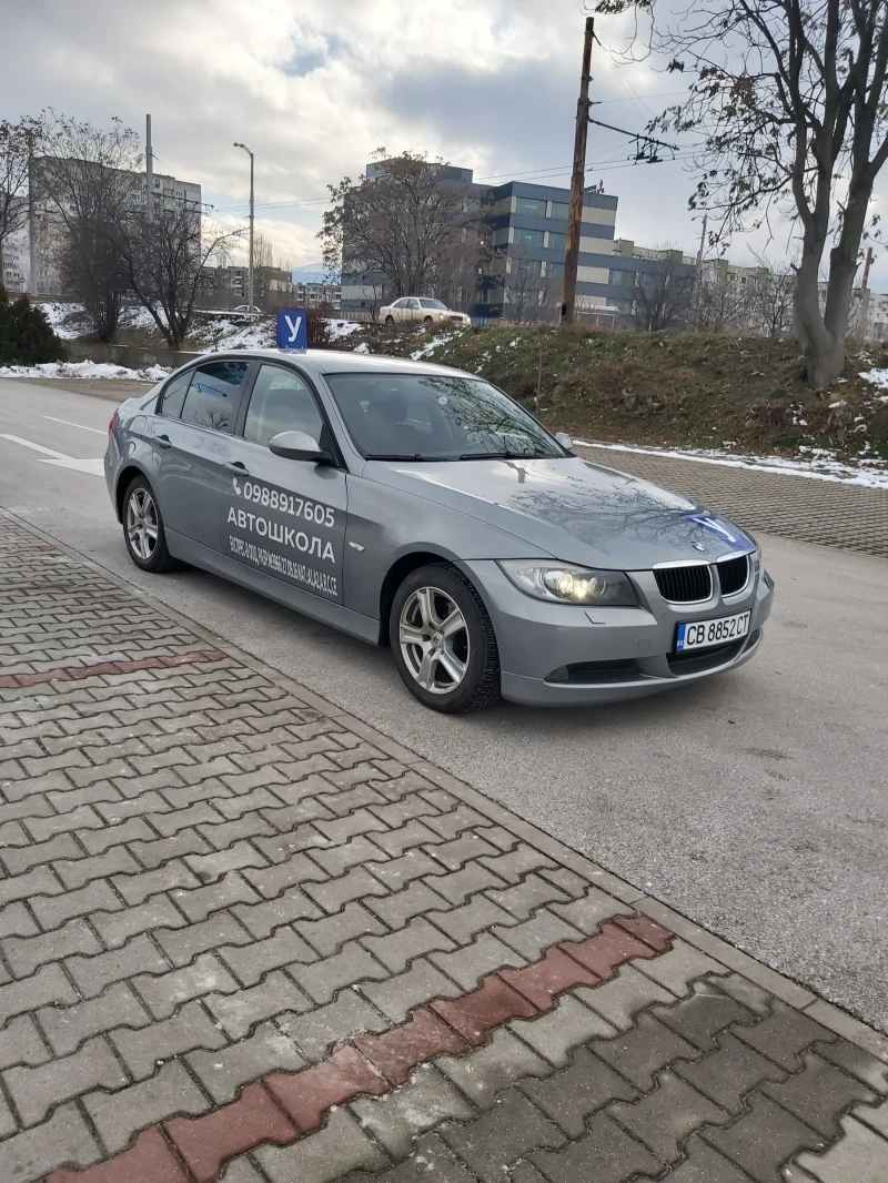 BMW 318 Седан, снимка 2 - Автомобили и джипове - 48262733