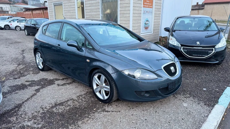 Seat Leon 2.0 FSI, снимка 3 - Автомобили и джипове - 48773625