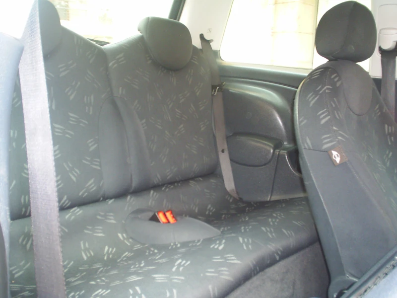 Mini One 1.6 16V 90 к.с, снимка 12 - Автомобили и джипове - 52639446