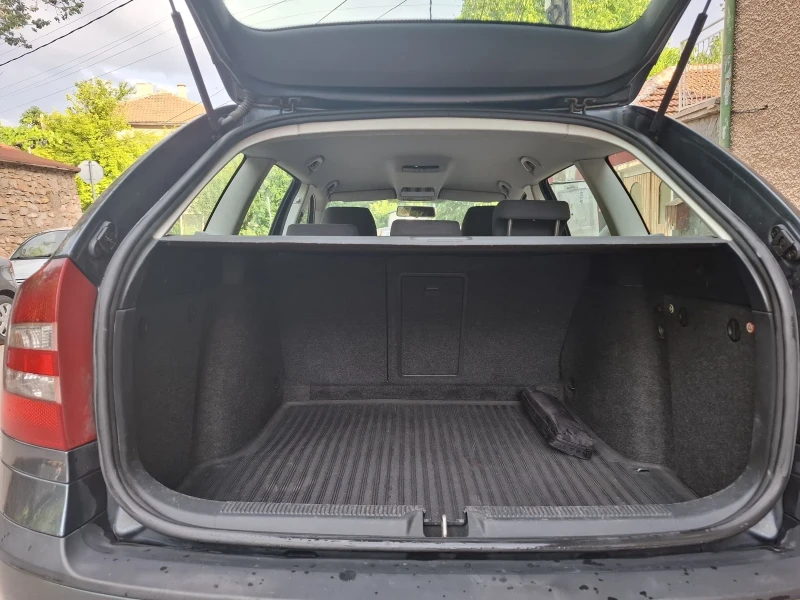 Skoda Octavia 1.9TDI  4X4, снимка 16 - Автомобили и джипове - 52961929