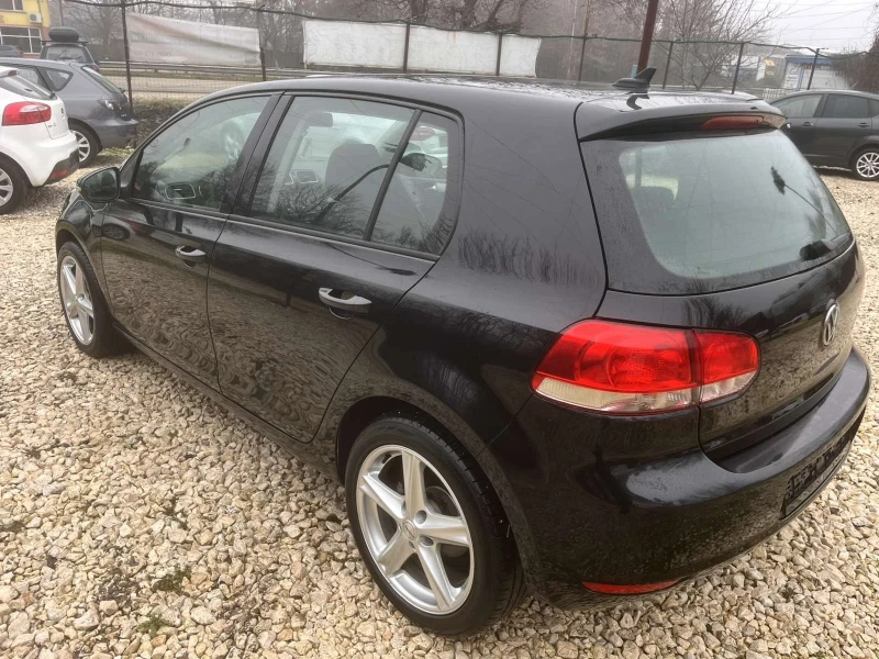 VW Golf 1.6, снимка 4 - Автомобили и джипове - 53081008