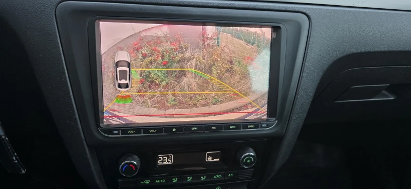 Skoda Rapid, снимка 8 - Автомобили и джипове - 53094982