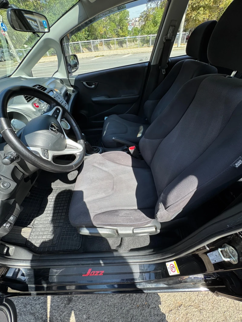 Honda Jazz, снимка 9 - Автомобили и джипове - 53342424