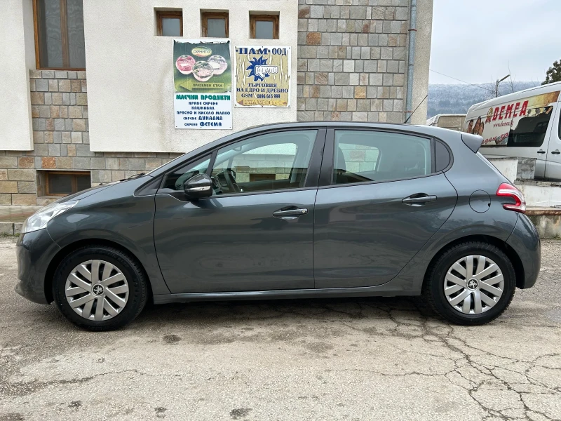 Peugeot 208 1.6HDI НАВИГАЦИЯ, снимка 7 - Автомобили и джипове - 53432687