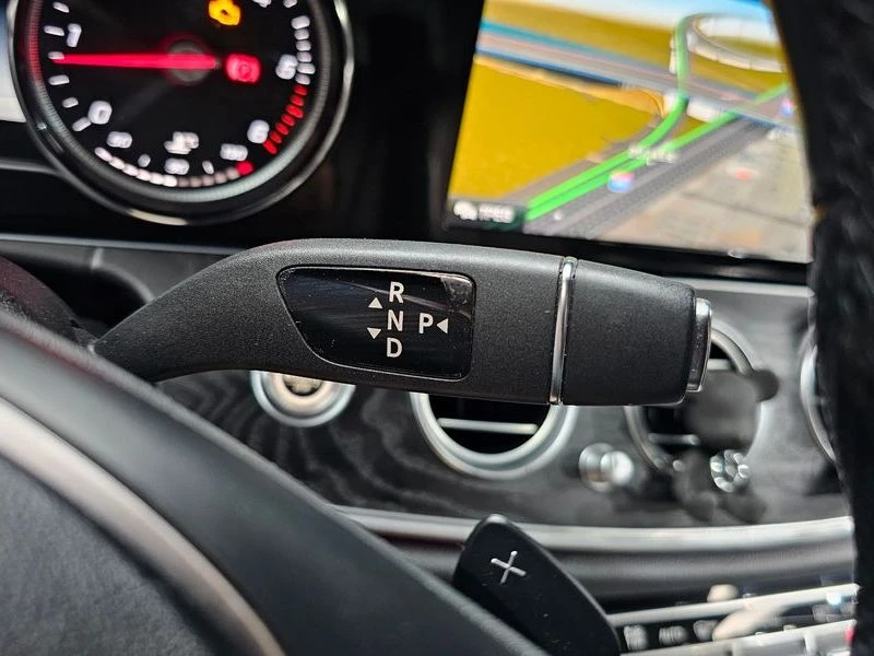 Mercedes-Benz E 220 E220d Avantgarde| 194к.с., снимка 9 - Автомобили и джипове - 56085574
