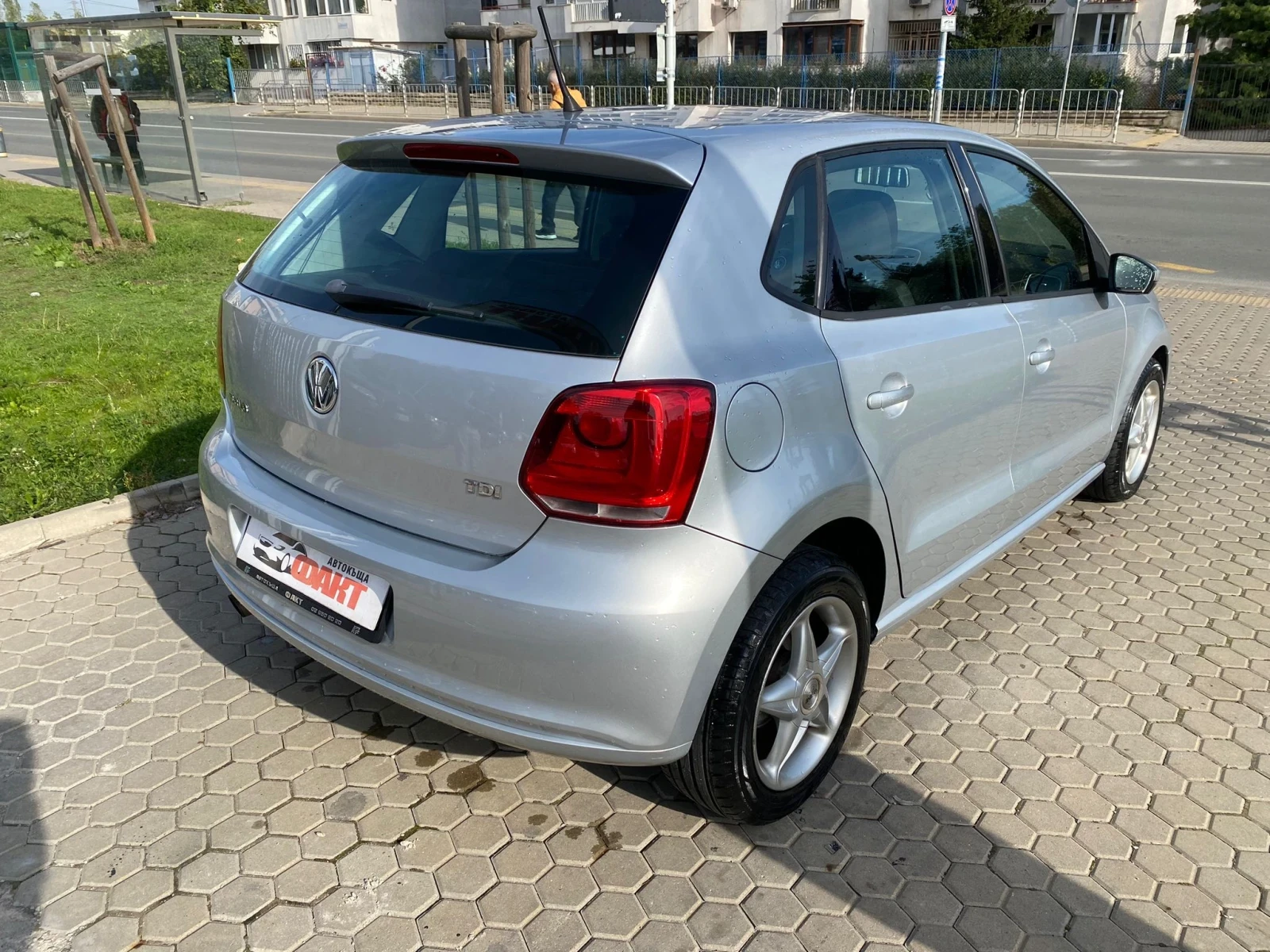 VW Polo 1.6TDi - изображение 4