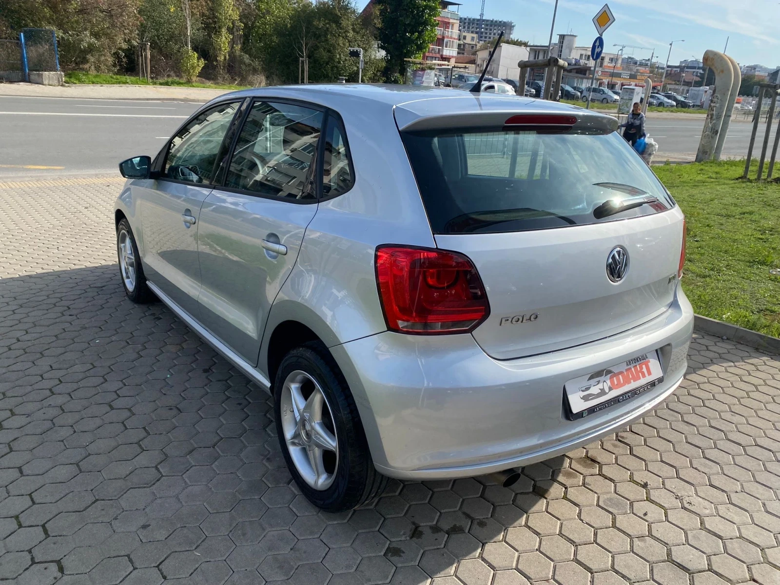 VW Polo 1.6TDi - изображение 6