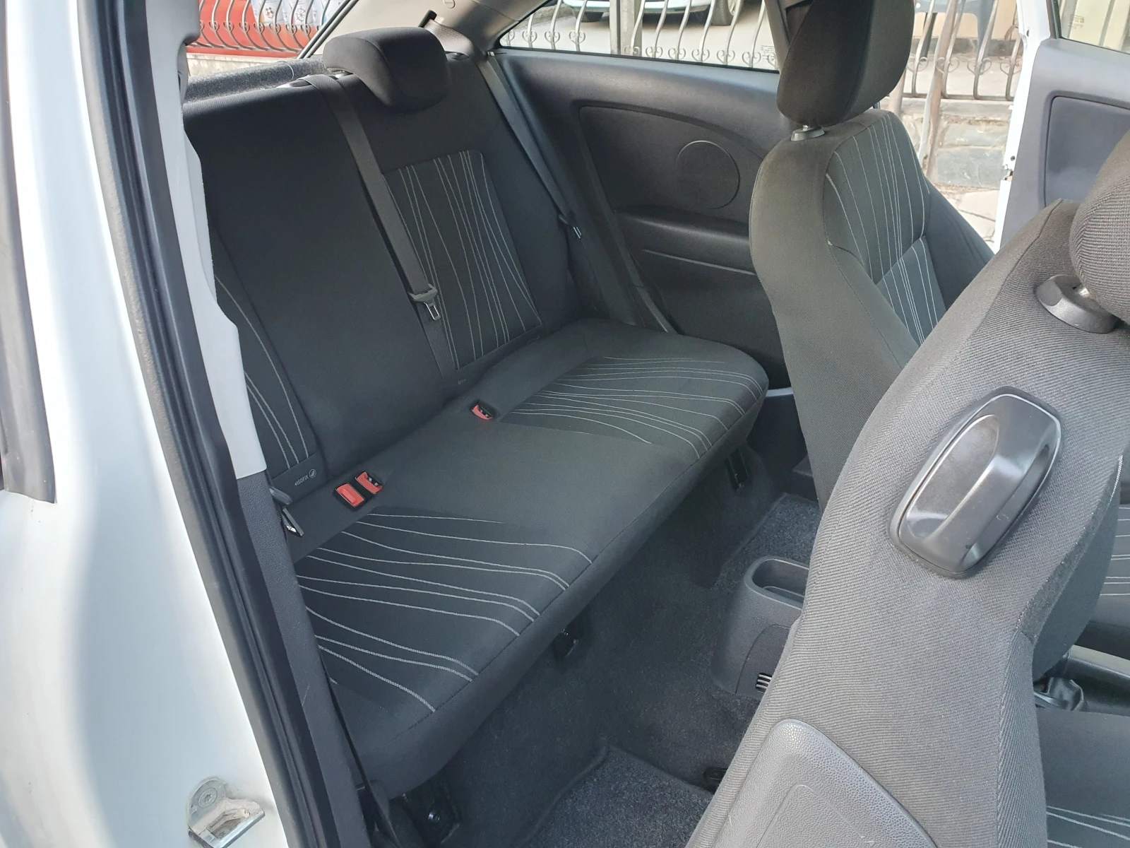 Opel Corsa 1.2i ГАЗ-БЕНЗИН | Mobile.bg — изображение 12