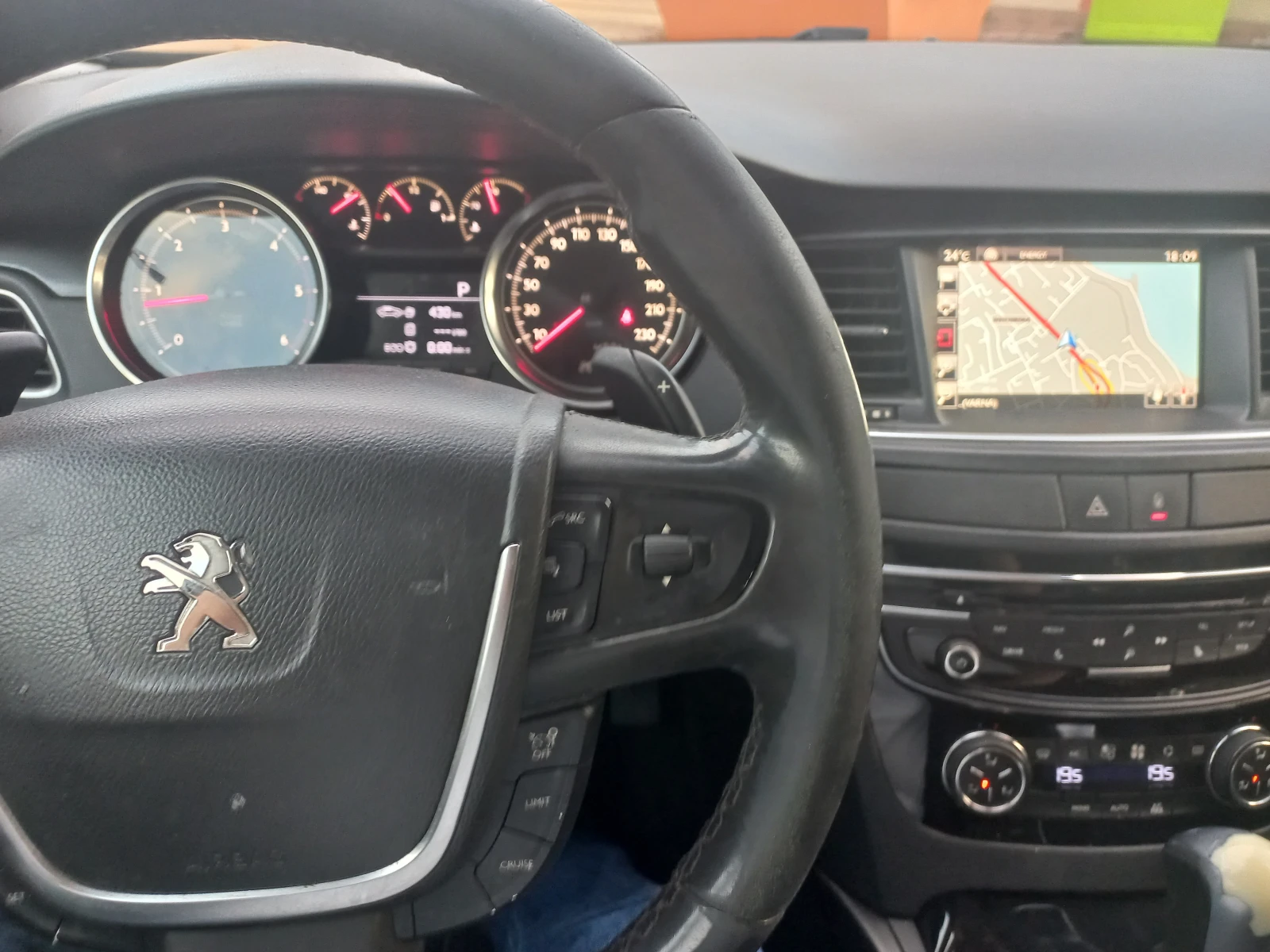 Peugeot 508 2.0 HDi 180 BVA - изображение 8