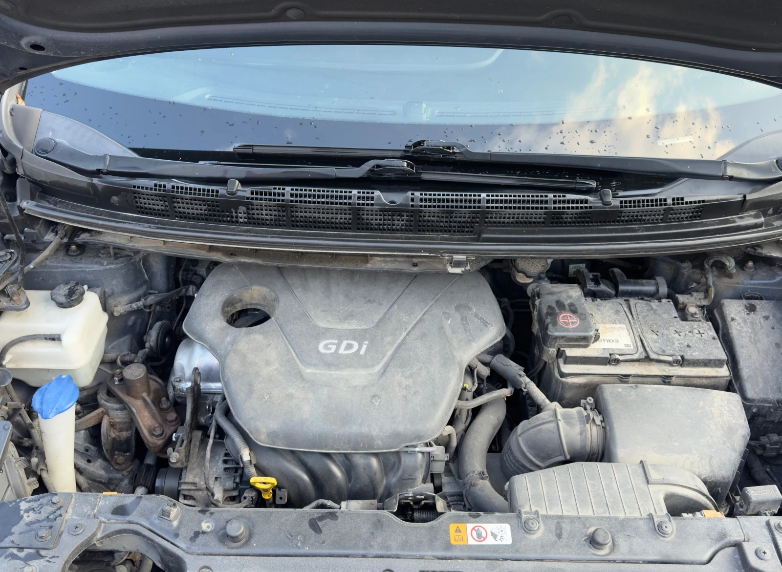 Kia Carens 1.6GDI 7 места - изображение 10