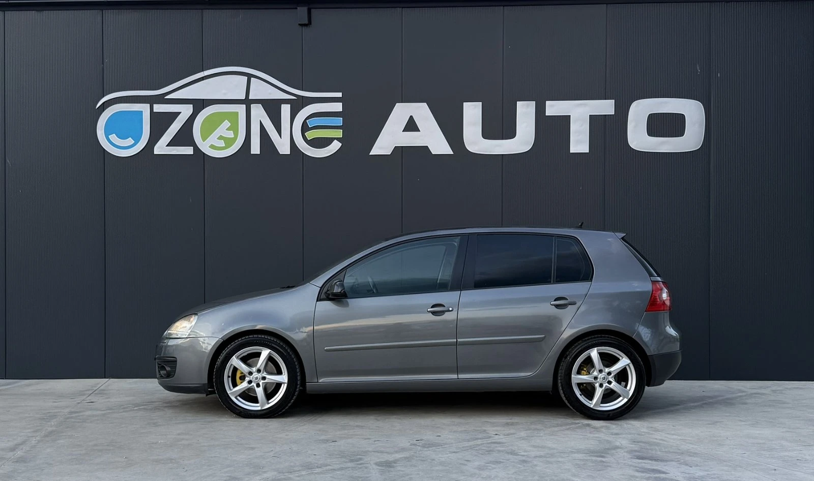 VW Golf 2.0 TDI 140hp AUTOMATIC - изображение 4