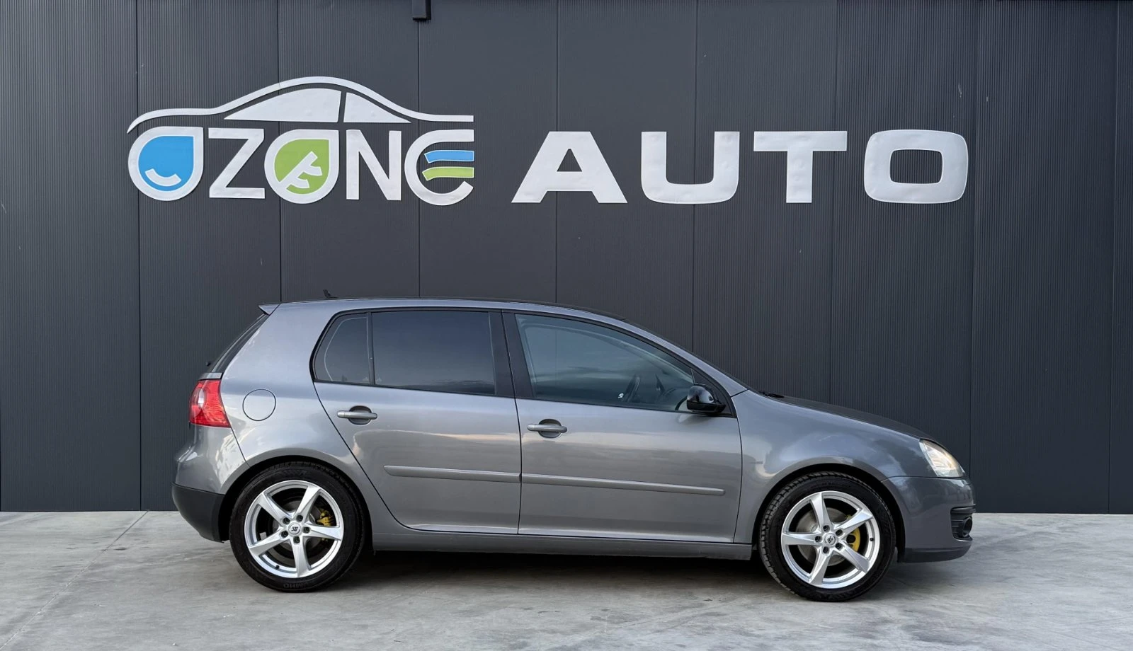 VW Golf 2.0 TDI 140hp AUTOMATIC - изображение 5