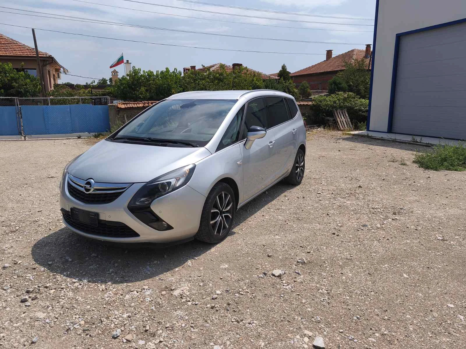 Opel Zafira 1.6 * Турбо* фабричен метан* 6+ 1 места*  - изображение 2