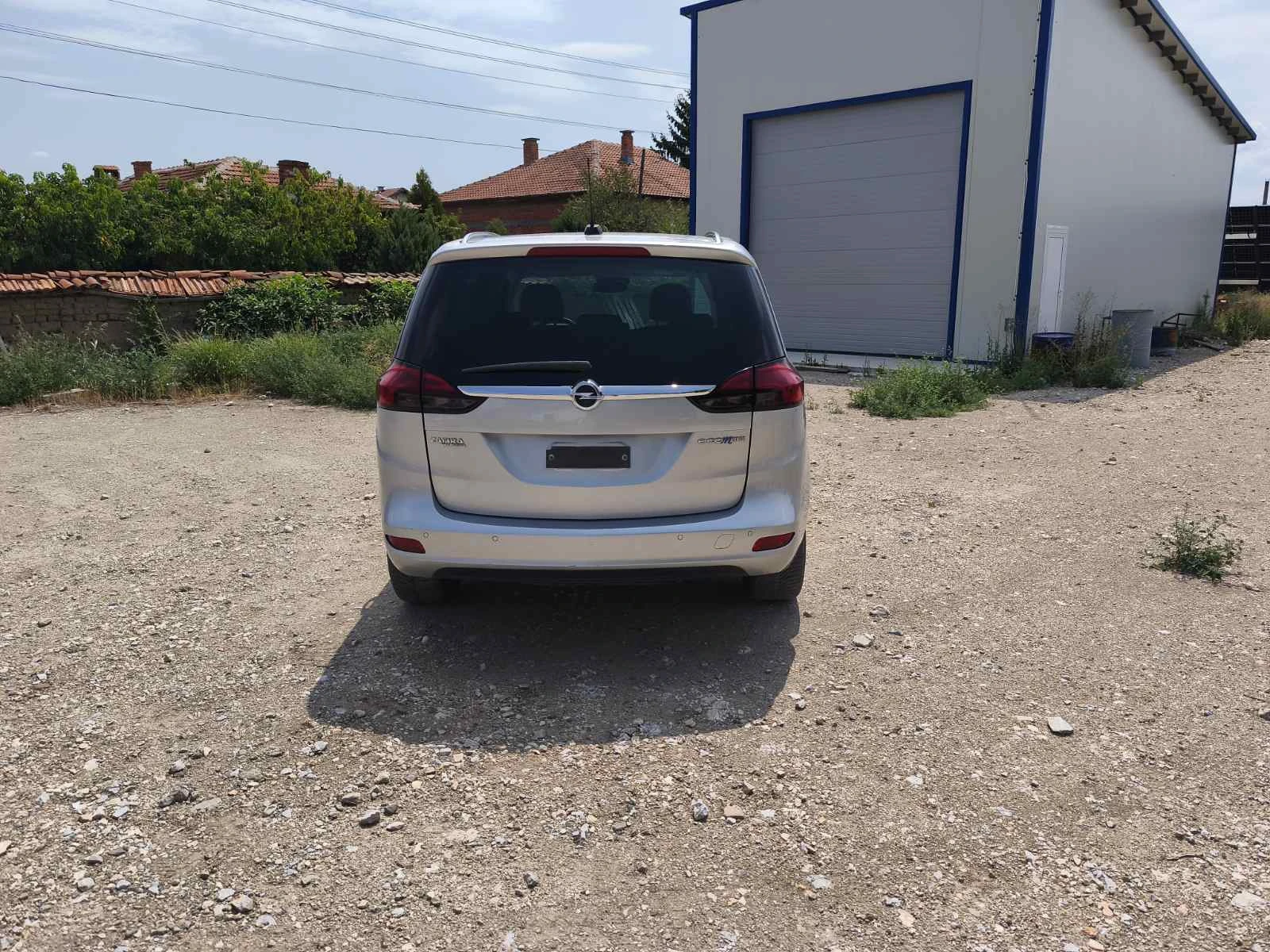 Opel Zafira 1.6 * Турбо* фабричен метан* 6+ 1 места*  - изображение 6